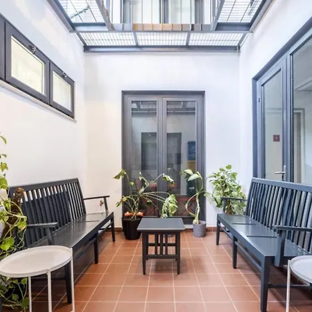 Cool Charming 1bd1bath Modern Home! #398 * Istanboel