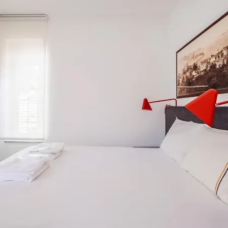 Cool Charming 1bd1bath Modern Home! #398 *