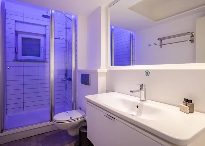 Cool Charming 1bd1bath Modern Home! #398 Istanboel