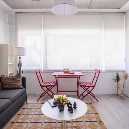 Cool Charming 1bd1bath Modern Home! #398